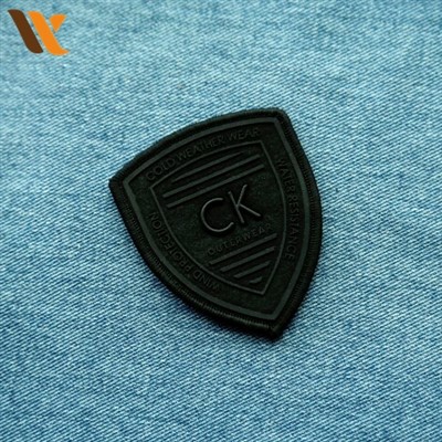 3D silikon metall logotipli maxsus kigiz patch
